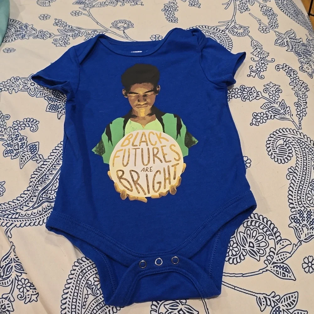 ❤️10/$13 Nwot black history month onesie
